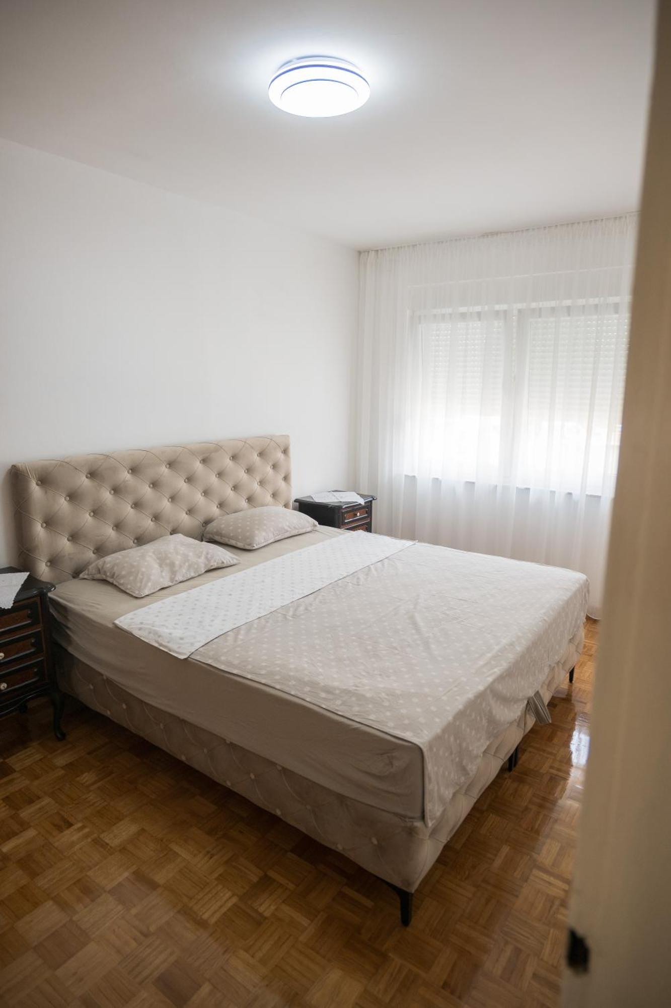 Naomi Apartment *