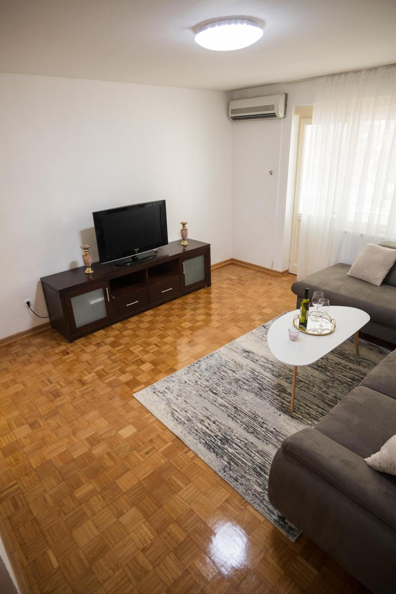 Apartment Naomi Mostar
